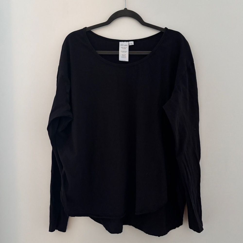 Free Label Relaxed long sleeve top - size large